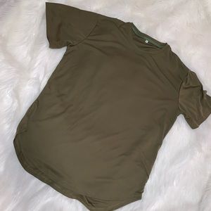 SHEIN olive green men’s short sleeve tee shirt